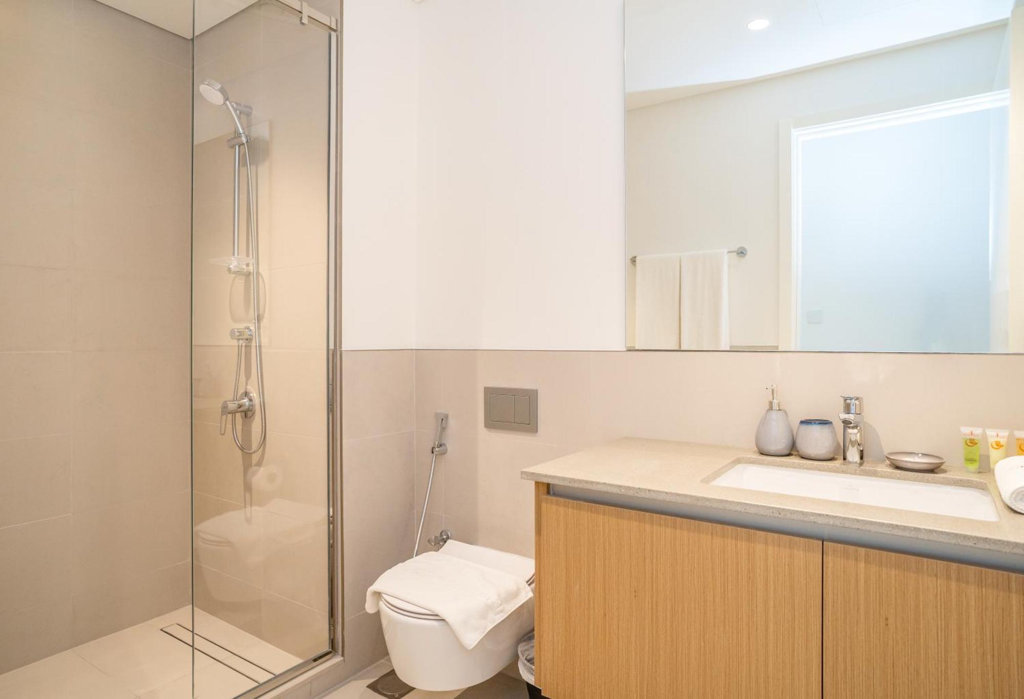 Homesgetaway- Lavish 2br In Creek Harbor With Access