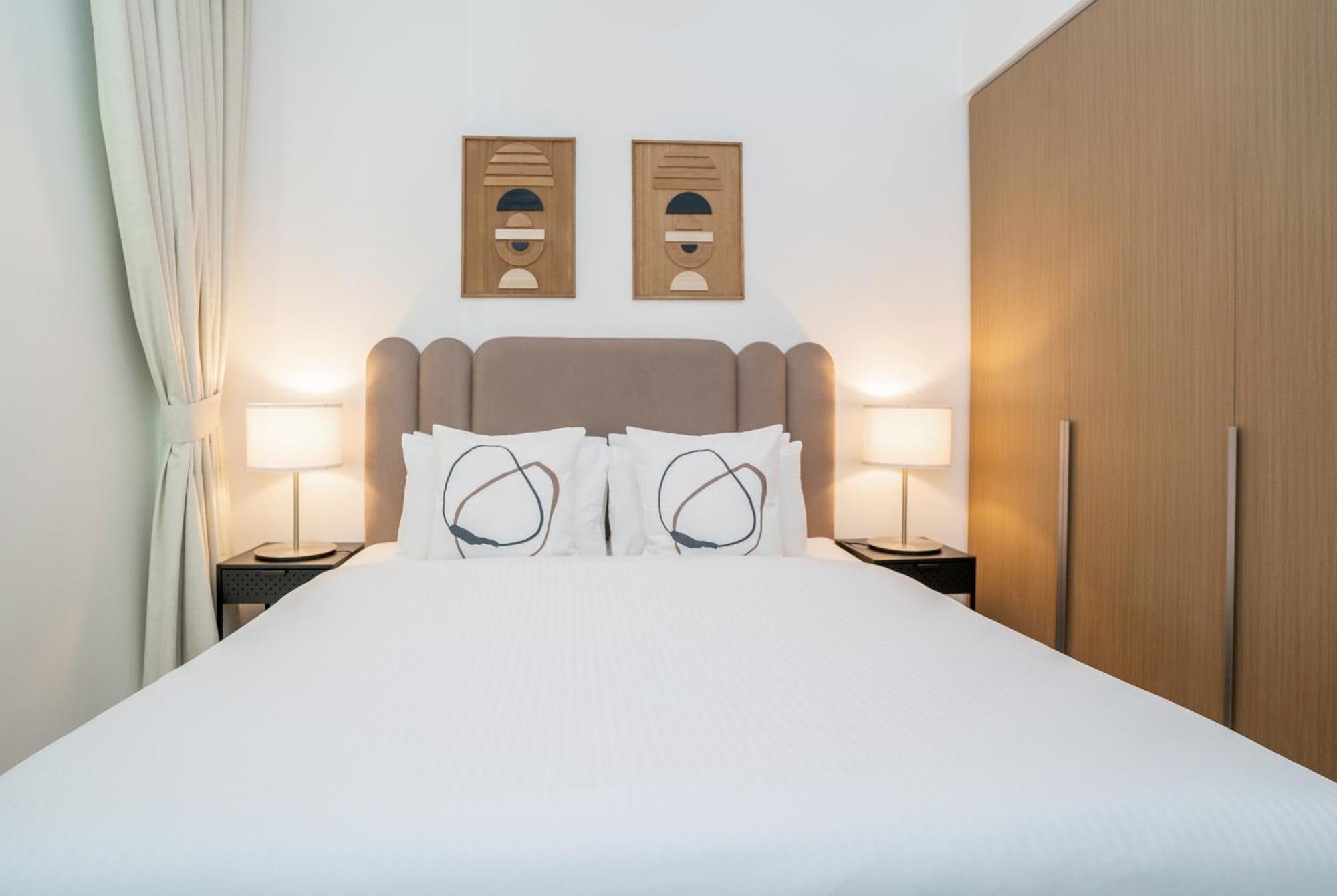 Apartment Homesgetaway- Lavish 2br In Creek Harbor With Access Dubai