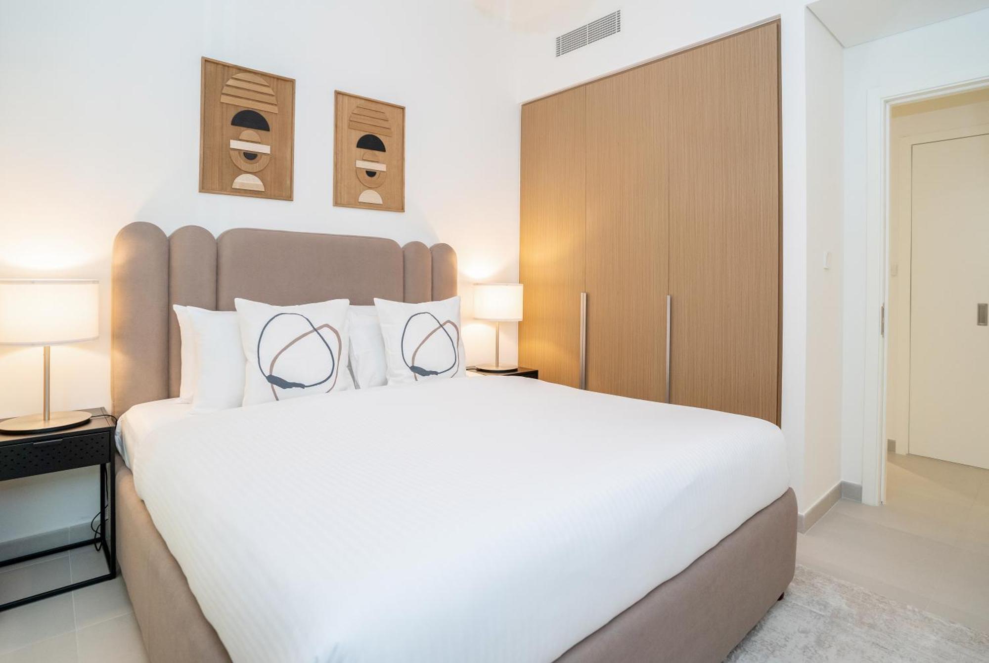 Homesgetaway- Lavish 2br In Creek Harbor With Access Apartment Dubai